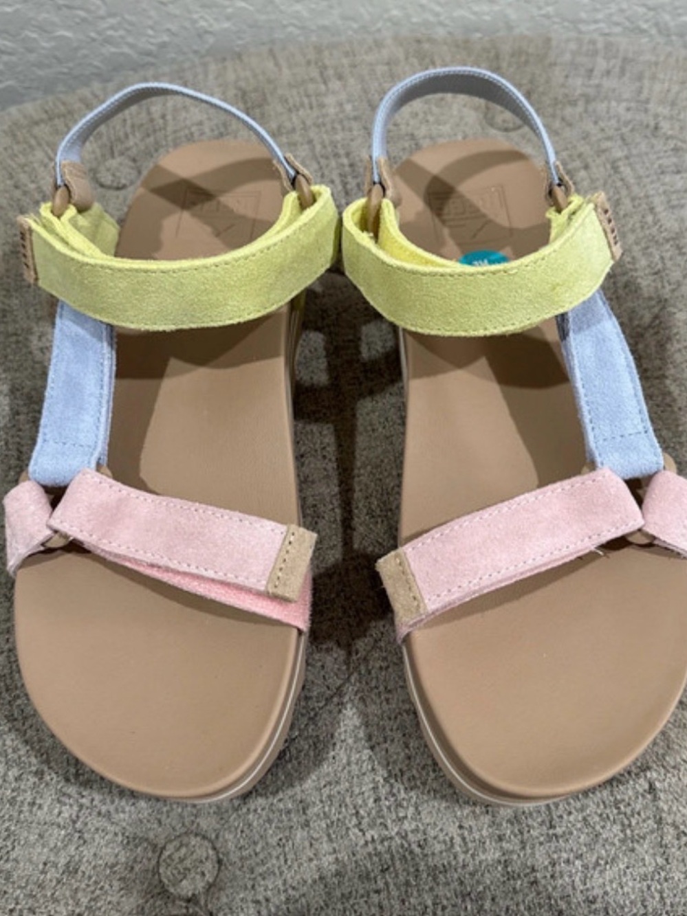 Reef cushion rem hi sandals 8
